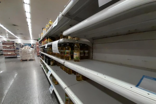 Efecto elecciones: góndolas vacías, menos consumo