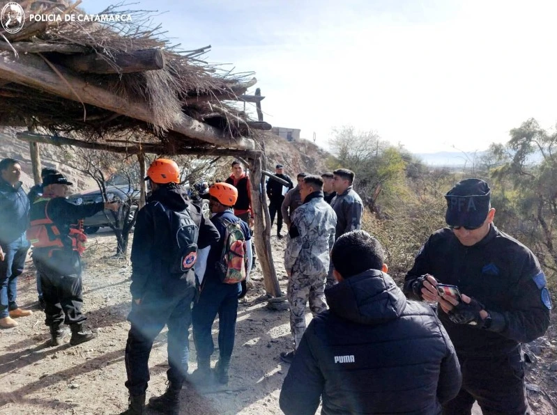 MEDIDAS. En la búsqueda colaboraron la Policía Federal y de Catamarca.