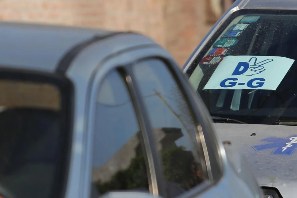 RESTRICCIÓN. Los vehículos con siglas serán detenidos y quedarán secuestrados, si bien sus ocupantes no serán aprehendidos. la gaceta / foto de Juan Pablo Sánchez Noli (archivo)