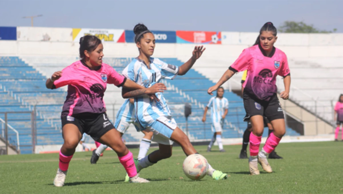 VICTORIOSAS. Las chicas de Atlético Tucumán demostraron en Jujuy su buen momento en la temporada.