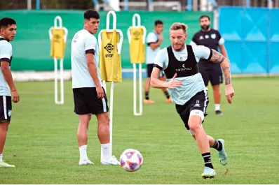 Estigarribia y Sánchez están listos para volver a la titularidad en Atlético Tucumán