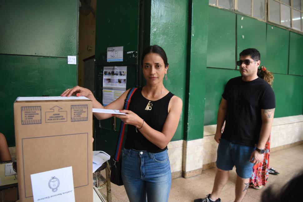 CUMPLIENDO CON EL VOTO. Gabriela trabaja con un grupo en Los Vázquez.  LA GACETA / FOTO DE ANALIA JARAMILLO