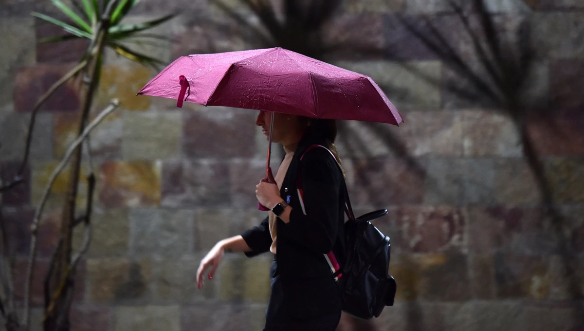 INESTABLE. El pronóstico anuncia lluvias por la mañana, algo de sol por la tarde y nuevas precipitaciones por la noche. 
