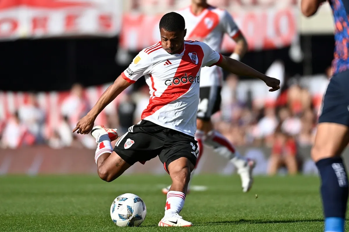 ¿LO ESPERAN? En River no pierden las esperanzas de que el uruguayo Nicolás de la Cruz, se recuperé en tiempo récord. FOTO TOMADA DE TWITTER.