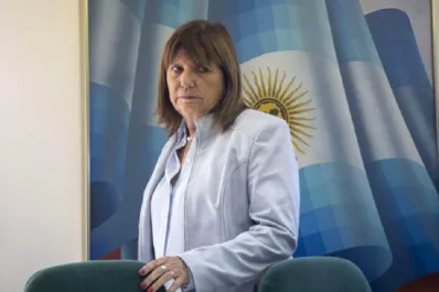 Cuáles fueron las razones que delineó Bullrich en su conferencia en la que apoyó a Milei