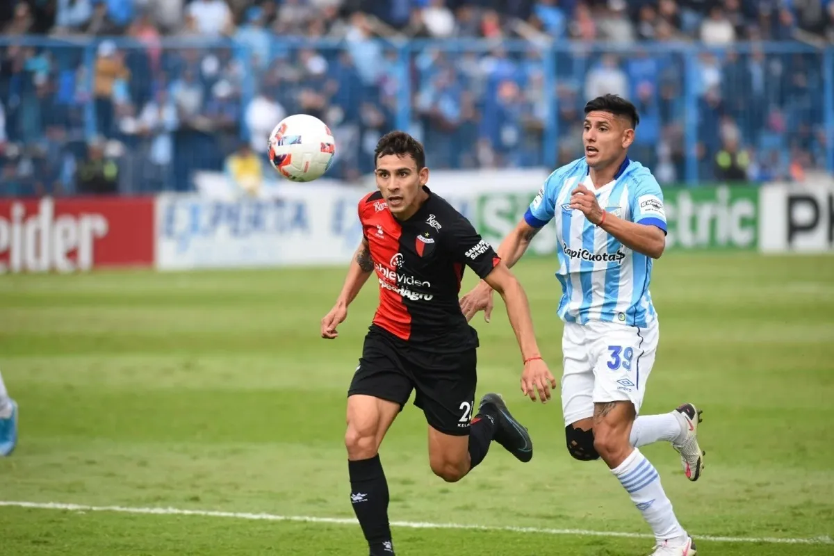 SE ADELANTA. El duelo entre Atlético y Colón, finalmente se disputará el domingo a las 14. FOTO TOMADA DE EL LITORAL.