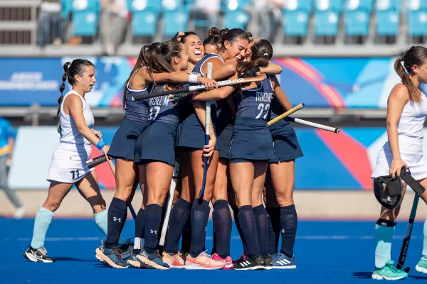 Las Leonas debutaron con goleada en los Juegos Panamericanos