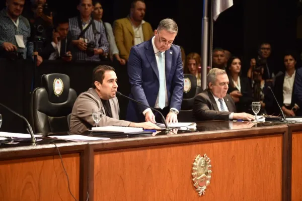 La mesa de autoridades de la Legislatura evidenció el quiebre en Juntos por el Cambio