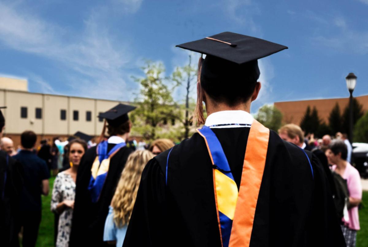 Siete becas para trabajar y estudiar alrededor del mundo