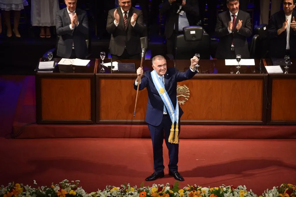 ASUNCIÓN. Osvaldo Jaldo tras jurar como nuevo gobernador de Tucumán. foto de LA GACETA Por Inés Quinteros Orio