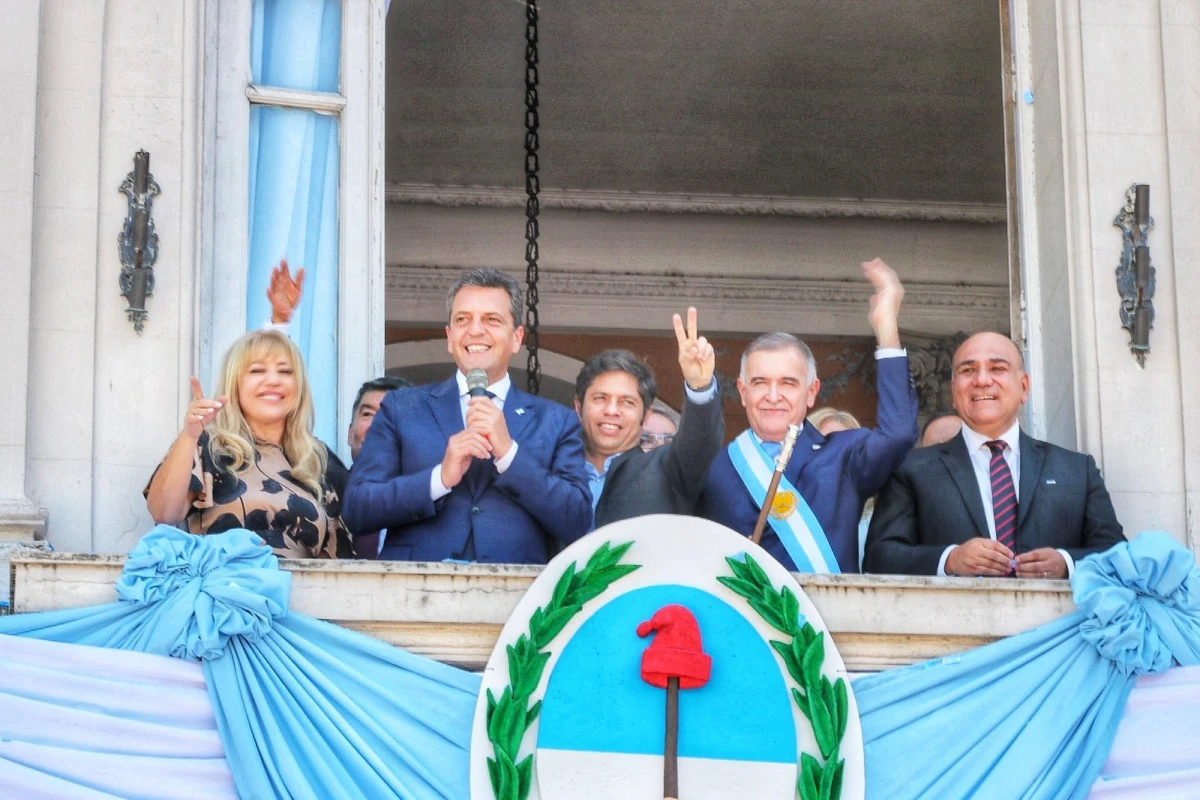 KICILLOF participó de la jura de Osvaldo Jaldo como gobernador. 