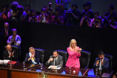 Rossana Chahla juró y se convirtió en la primera intendenta electa de San Miguel de Tucumán