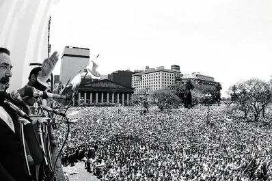 La democracia se merecía otro cumpleaños