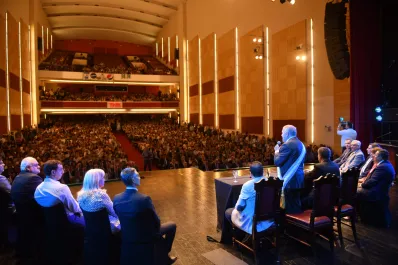 Jaldo les tomó juramento a los secretarios y puso en marcha el gabinete del nuevo Gobierno