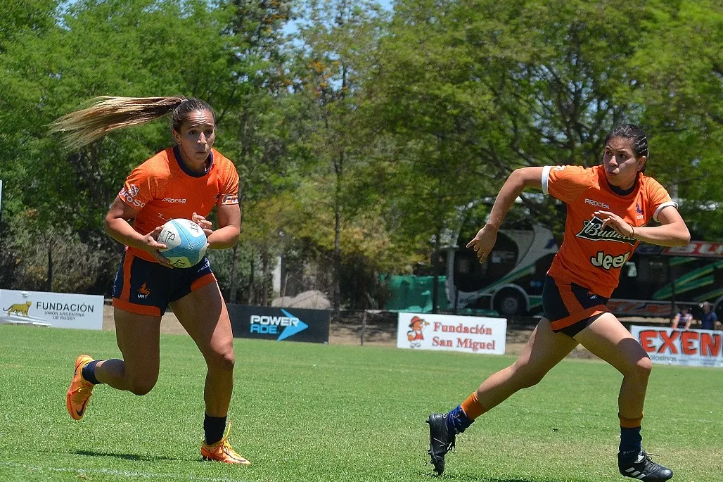 Andrea Moreno y Abril Romero, dos las Naranjas que estarán en el Seven de la República.