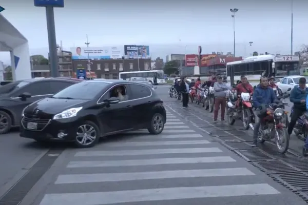 Abastecimiento de combustibles: primero en Buenos Aires, luego en el interior del país