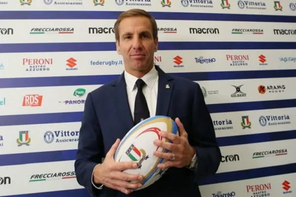 Gonzalo Quesada fue presentado como entrenador de Italia