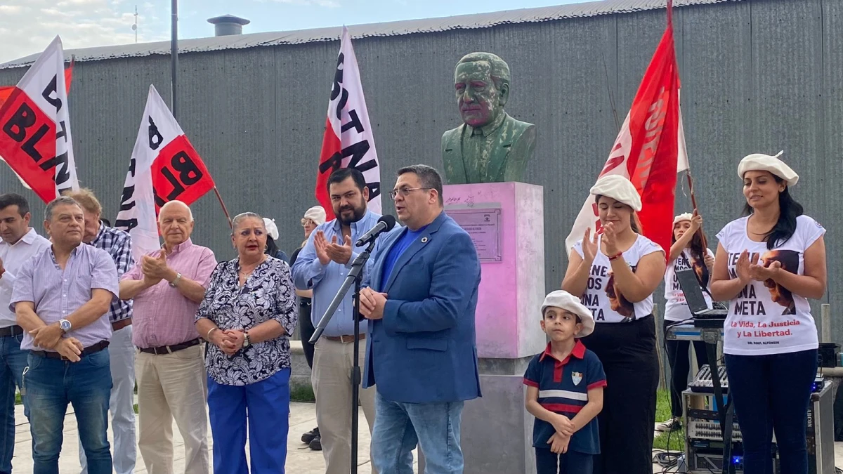 Conmemoración por las cuatro décadas ininterrumpidas de democracia 