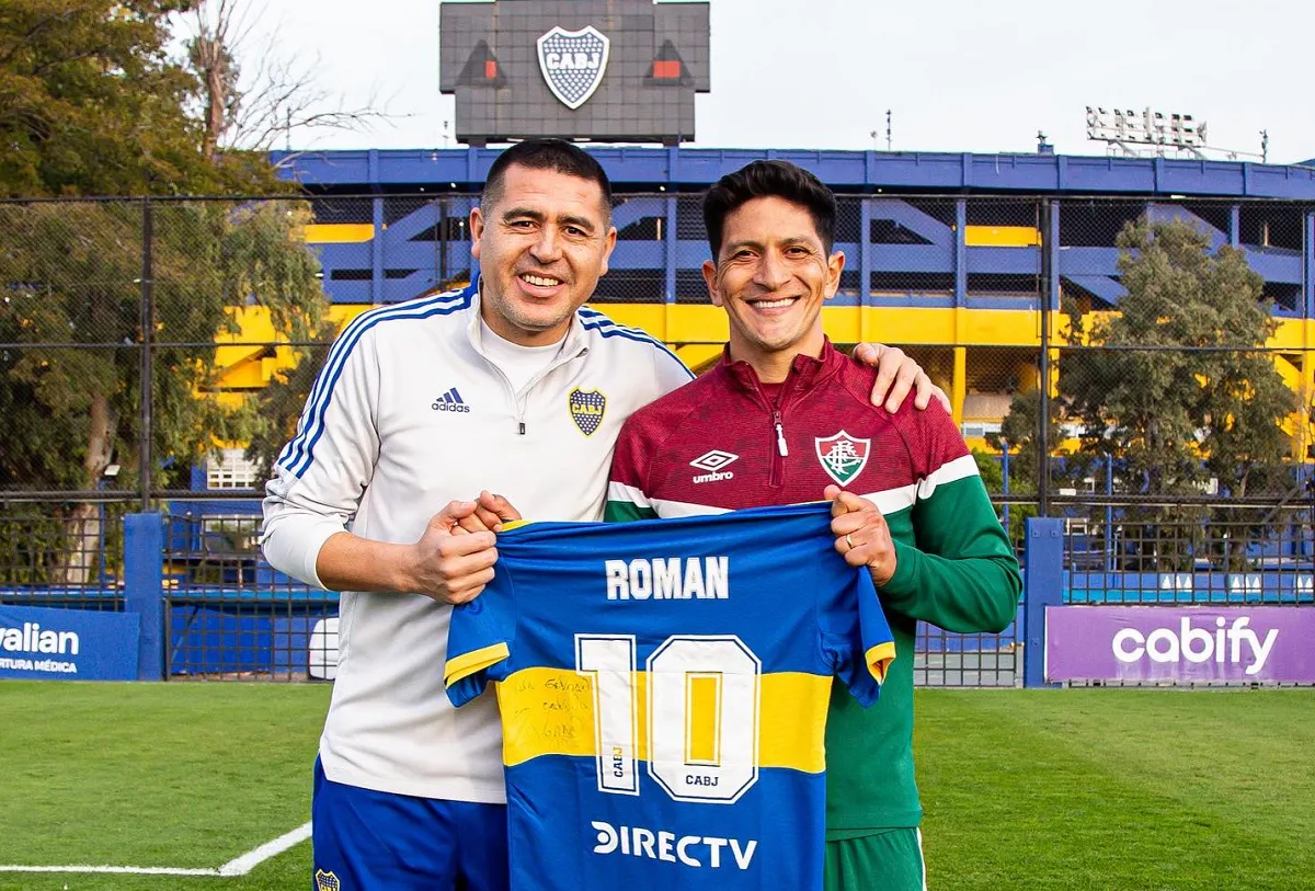 ENCUENTRO. En la última visita de Fluminense a Casa Amarilla, Germán Cano se reunió con Juan Román Riquelme y le agradeció el buen gesto de recibirlo. FOTO TOMADA DE INSTAGRAM.