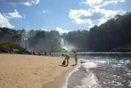 Vacaciones 2023/24: la paradisíaca isla argentina que pocos conocen y a la que solo se llega en lancha