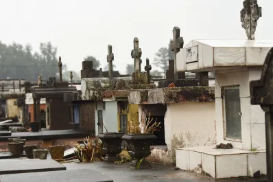 ¡Qué frío! El cielo seguirá nublado y no se descartan lloviznas por la tarde