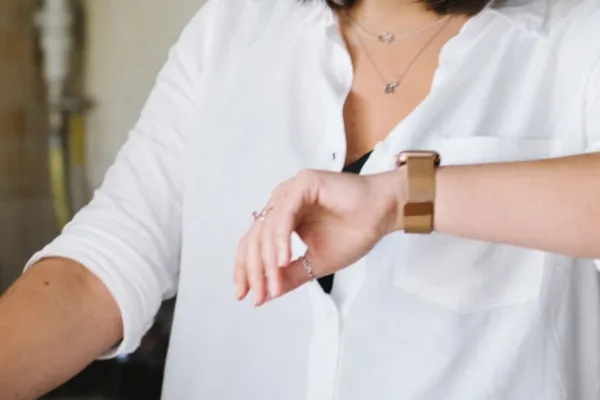 Numerología: cuál es el significado de mirar el reloj a las 00.00