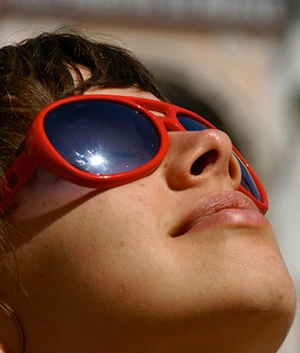 EXPOSICIÓN CONTROLADA. Estar poco tiempo y con protección.