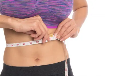 Cómo tener abdominales marcados: los ejercicios caseros que realmente funcionan