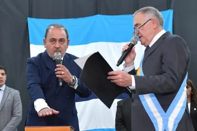 Jaldo acompañó a Jorge Leal en su asunción como intendente de Burruyacú