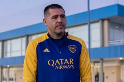 Riquelme apela al misterio y se guarda al posible DT de Boca