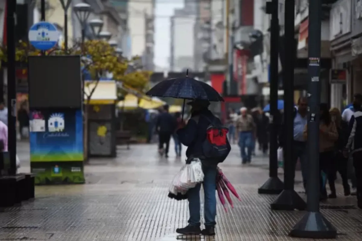 Alerta meteorológica: una noche pasada por agua y sacudida por el viento, ¿qué pasará hoy?