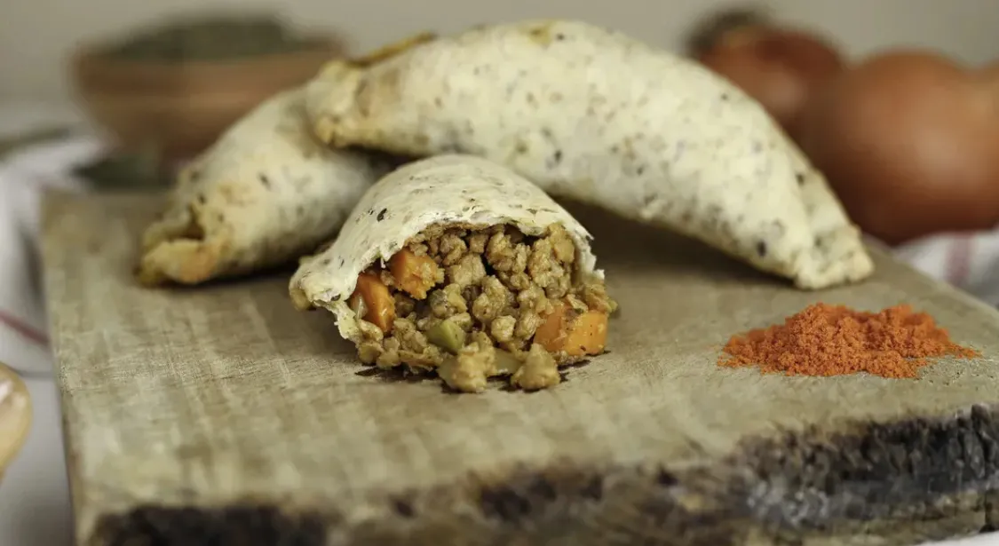 Cómo hacer empanadas saludables y parecidas a las originales: la receta con soja texturizada