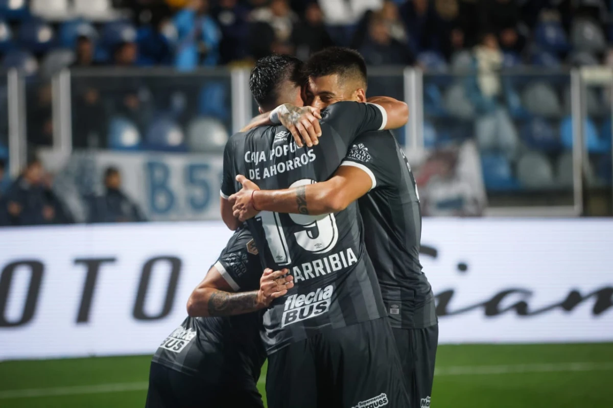 Con goles de Estigarribia y Romero, Atlético Tucumán venció a Gimnasia en La Plata