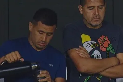 Al hermano de Riquelme le incautaron el celular y el ídolo de Boca Juniors salió a expresar su enojo contra la Justicia