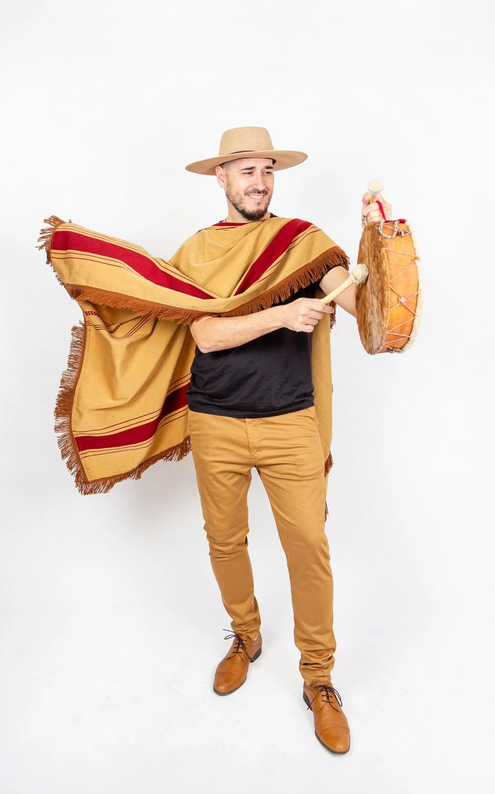 EL ALTO DE LA LECHUZA. Diego Molina se lanza como solista.