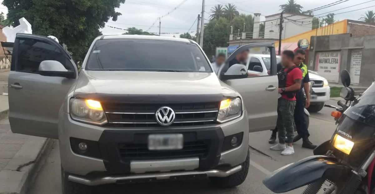 Tras un operativo policial se recuperó una camioneta denunciada. Prensa Yerba Buena