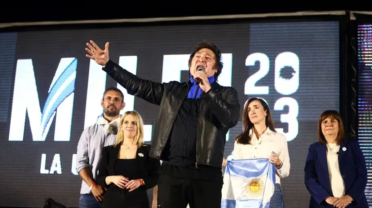 CIERRE DE CAMPAÑA. Javier Milei junto a Victoria Villarruel, Patricia Bullrich en Córdoba.