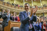En España, Pedro Sánchez obtuvo los votos para iniciar su tercer mandato en el gobierno