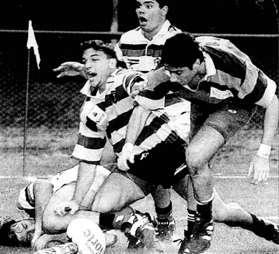 TRY. Federico Santillán celebra una de sus dos conquistas en el triunfo de 1998.