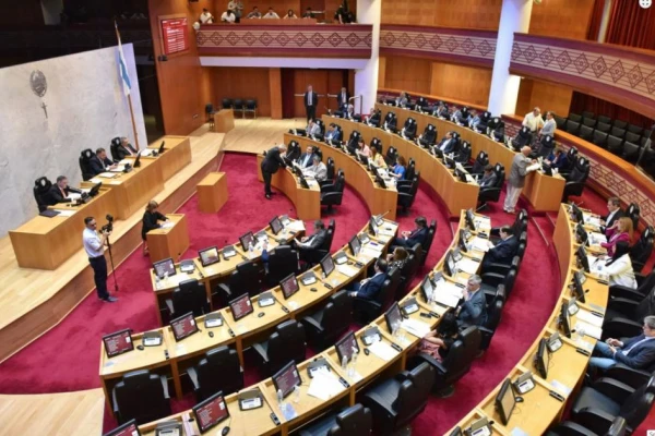 A la espera del Presupuesto 2024, el jueves sesionará la Legislatura