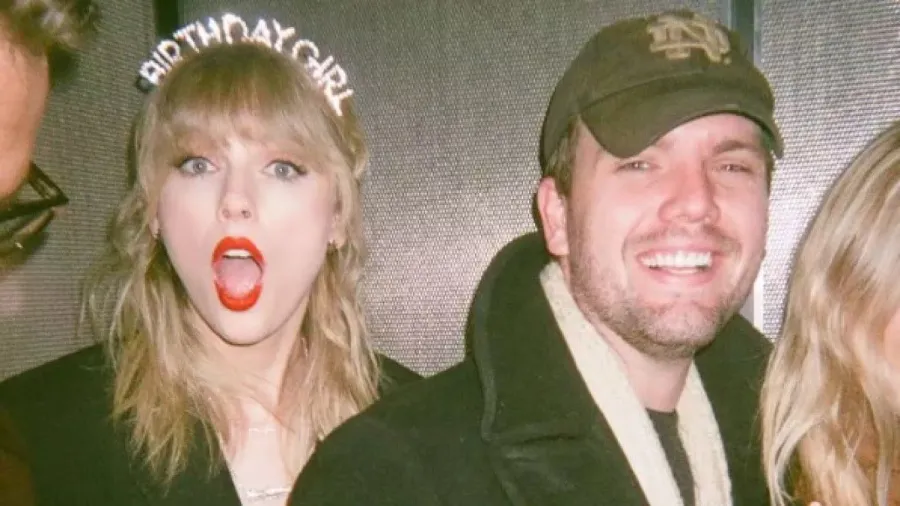 Taylor Swift tiene un hermano dos años menor que ella