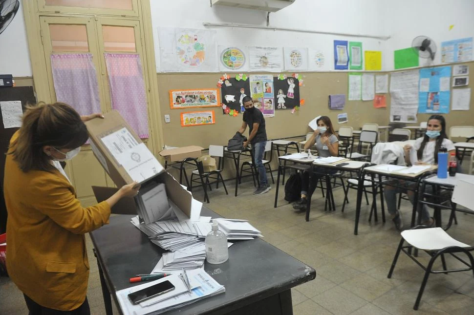 UNA TAREA CLAVE. Para la oposición será central el trabajo de control que desarrollarán los fiscales propios para evitar que haya irregularidades. la gaceta / foto de antonio ferroni (archivo)