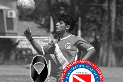 Conmoción por la muerte de un adolescente mientras se jugaba un partido de inferiores en Tucumán