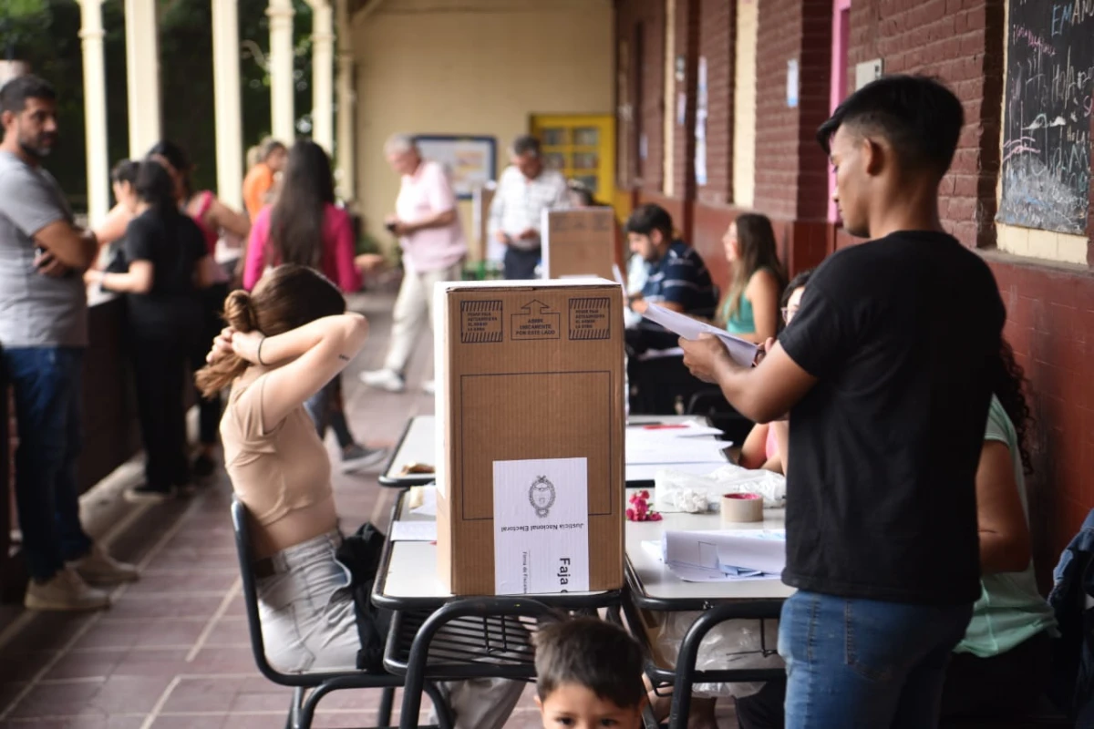 Pequeños comerciantes vivieron la elección entre el descreimiento y la incertidumbre