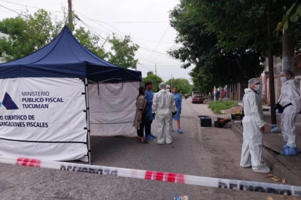 Crimen en Villa 9 de Julio: alumnos y padres vieron a la víctima caer y al asesino huir