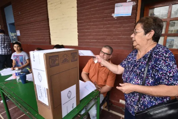 Balotaje 2023: en el sur tucumano hubo quejas por acarreo de votantes