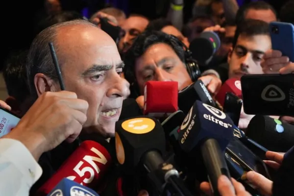 Francos garantizó asistencia a las “necesidades sociales”
