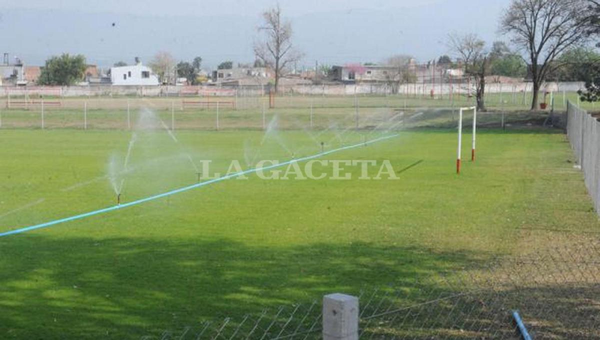 COMPLEJO. El lamentable episodio ocurrió en una de las canchas del complejo Natalio Mirkin, de San Martín.