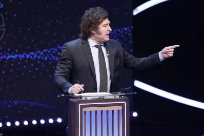 Milei acusó a Massa de ser un canalla y postergó el anuncio de su ministro de Economía