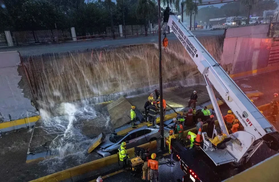 Mortales lluvias  en Dominicana: hay 14 muertos por derrumbes